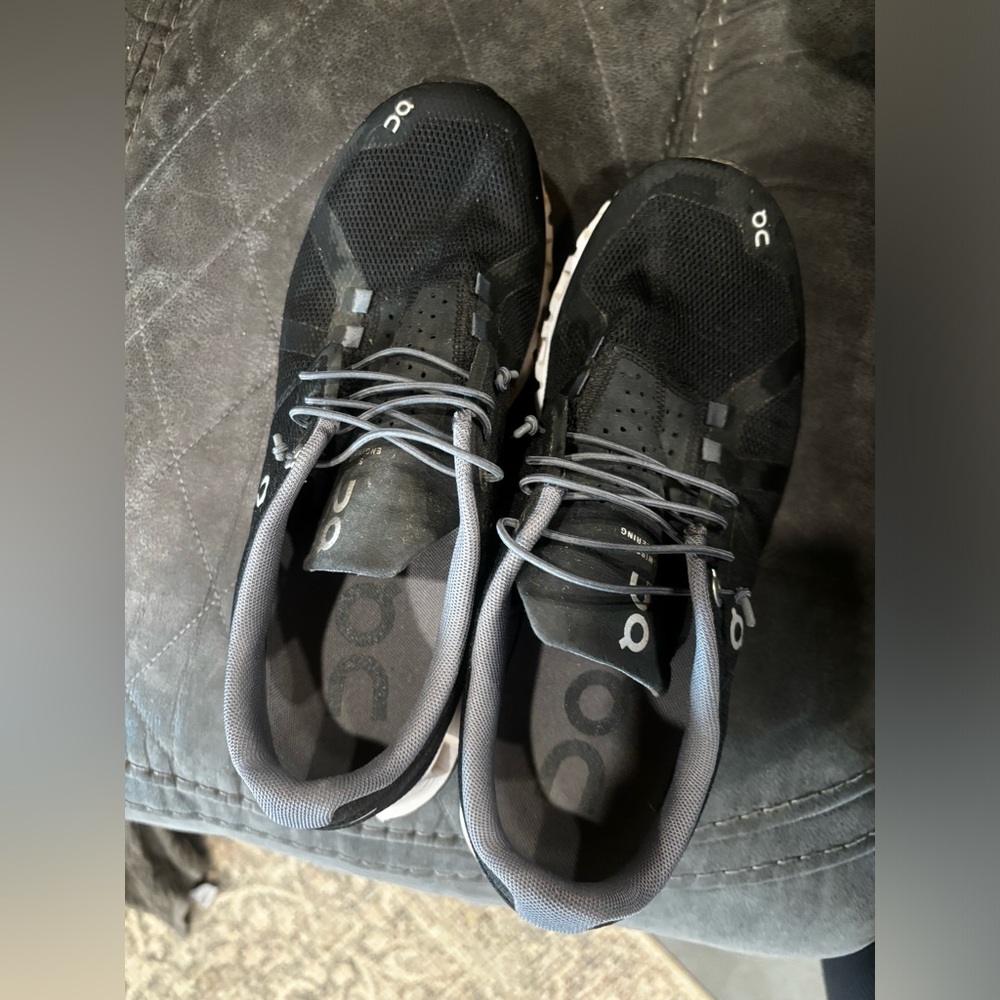 On Cloud 5 Shoes
